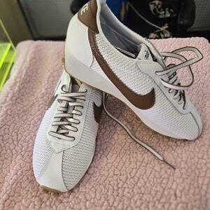 Nike White and Brown Retro Runner Sneakers